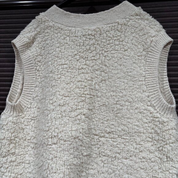Vero Moda Women's Ivory Cream V-Neck Sweater Vest SZ: L - Picture 8 of 12